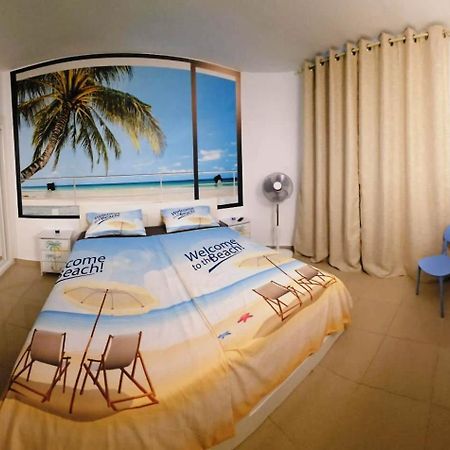Blue Bay Paradise - Beach Front Apartment With Sea View Плайя-Параисо Экстерьер фото